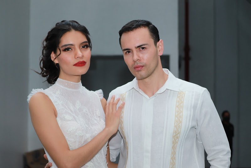 Adriana Corona Make Up