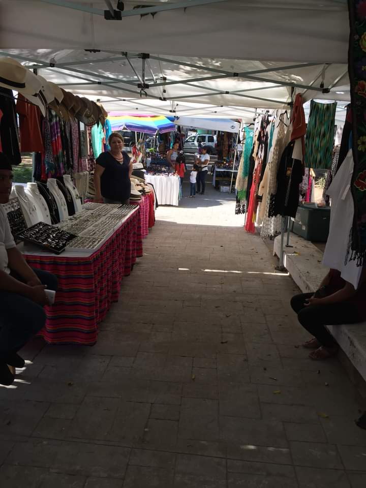 Tianguis Artesanal Cruz Huanacaxtle